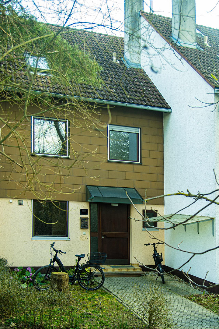 Reihenmittelhaus Oberhaunstadt Ingolstadt und 2 Garagen ohne Provision – Ingolstadt – Vorschaubild 2