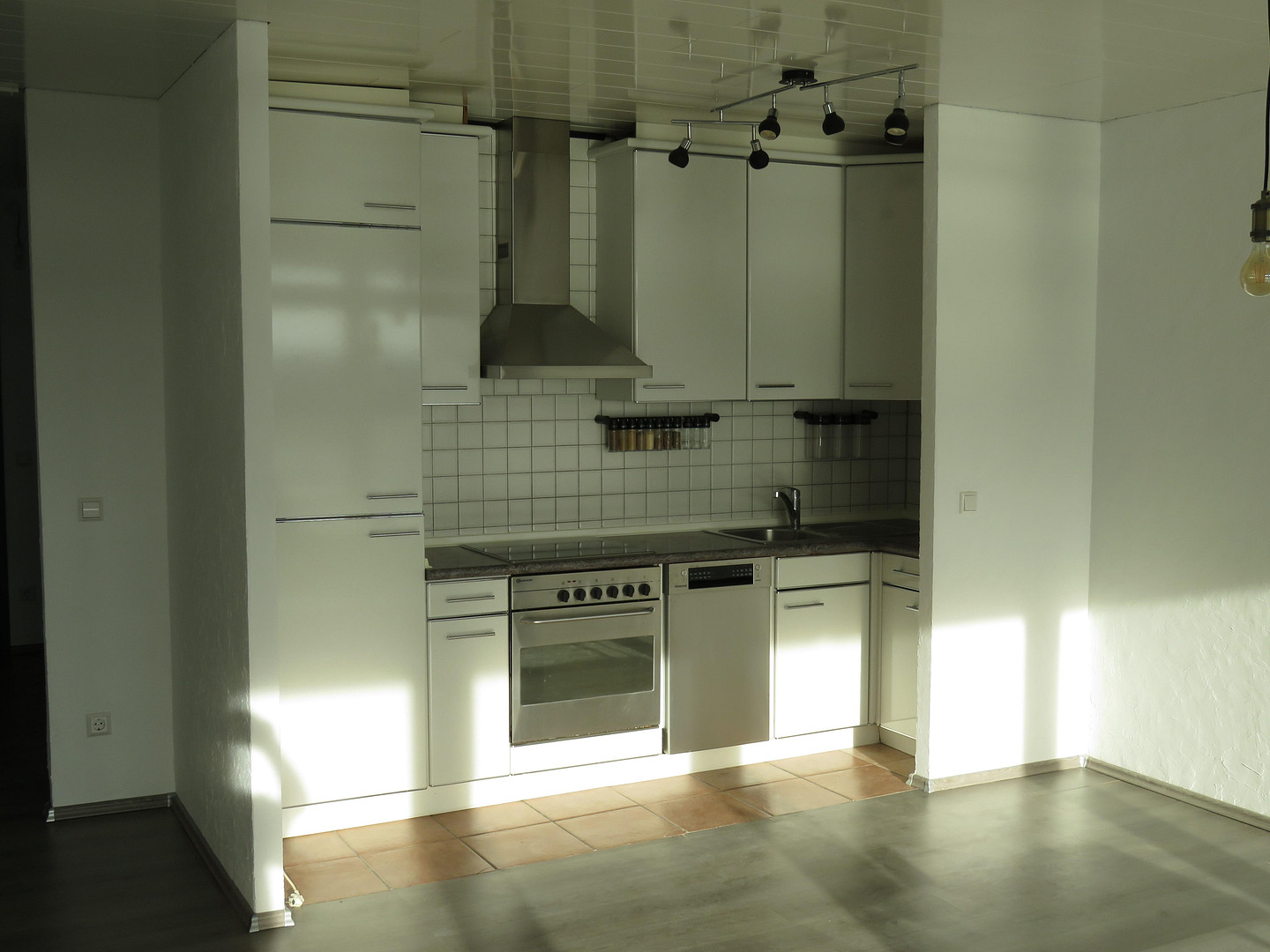 Schöne Penthouse ETW 16. Stock; Schwimmbad & Sauna – Am Mühlengraben 24, 38440 Wolfsburg – Vorschaubild 13