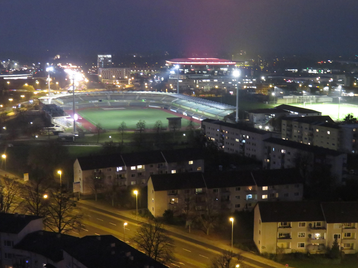 Schöne Penthouse ETW 16. Stock; Schwimmbad & Sauna – Am Mühlengraben 24, 38440 Wolfsburg – Vorschaubild 21