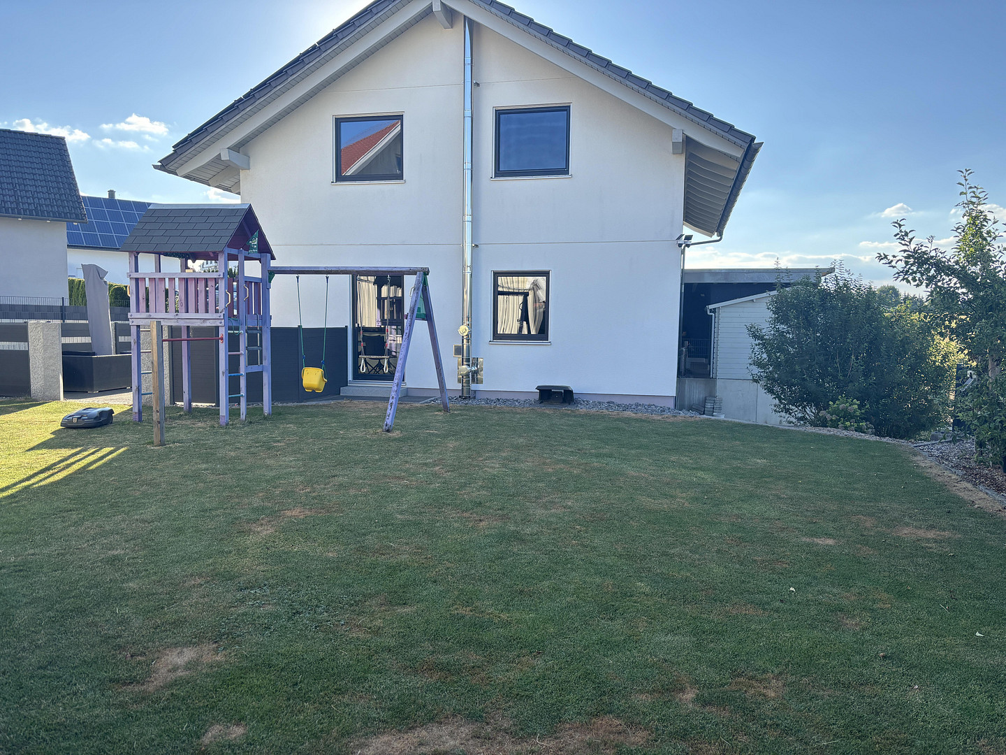 Modernes Schwörer-Einfamilienhaus mit Smart Home, PV-Anlage und großem Grundstück in Gosheim – Auf Strieglen 2, 78559 Gosheim – Vorschaubild 3