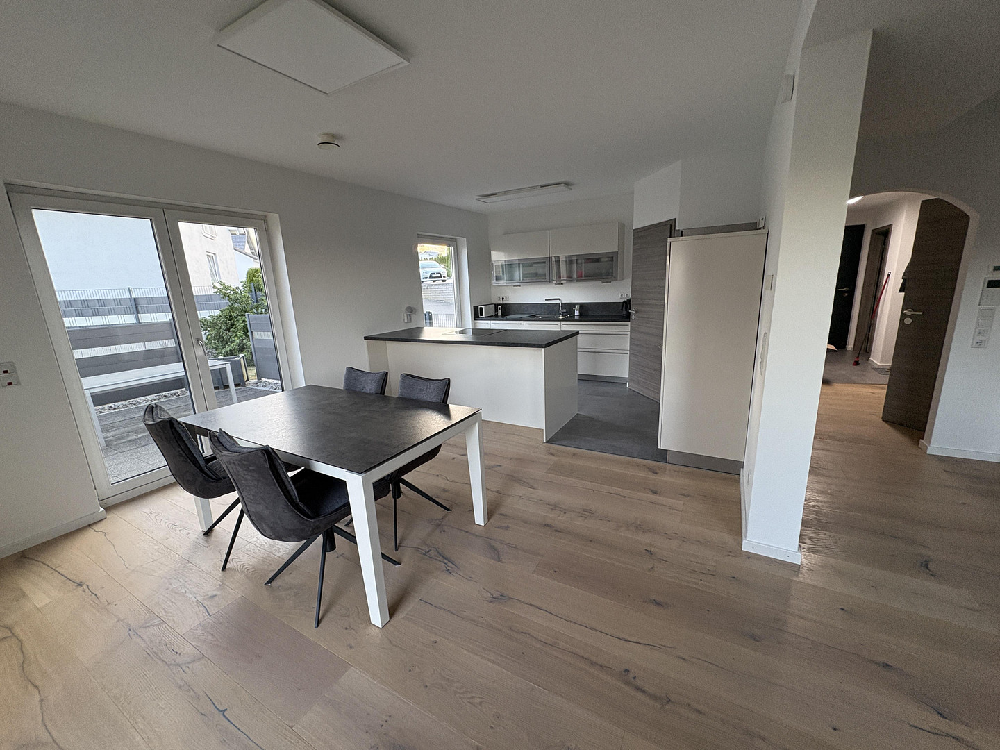 Modernes Schwörer-Einfamilienhaus mit Smart Home, PV-Anlage und großem Grundstück in Gosheim – Auf Strieglen 2, 78559 Gosheim – Vorschaubild 10