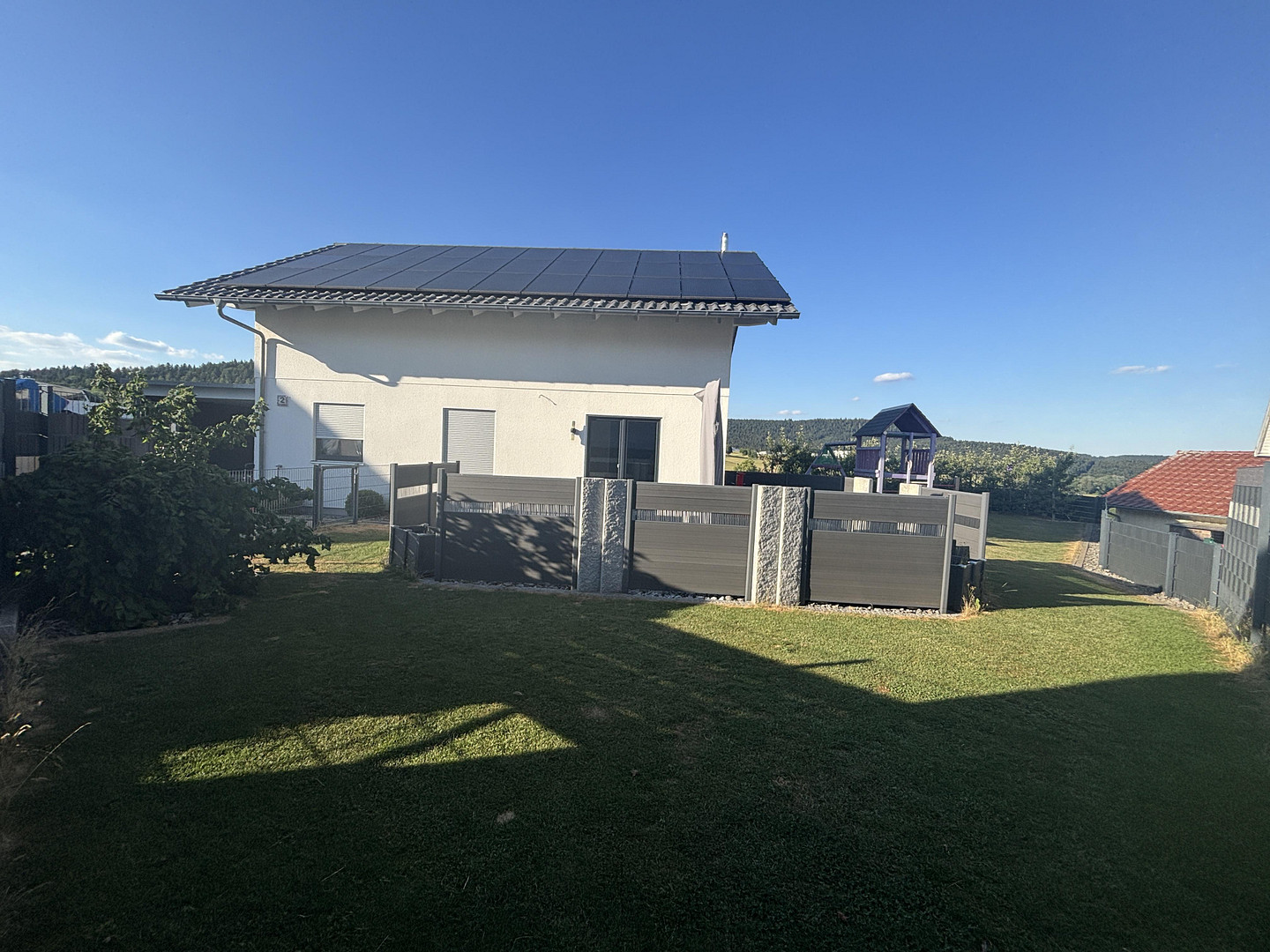 Modernes Schwörer-Einfamilienhaus mit Smart Home, PV-Anlage und großem Grundstück in Gosheim – Auf Strieglen 2, 78559 Gosheim – Vorschaubild 2