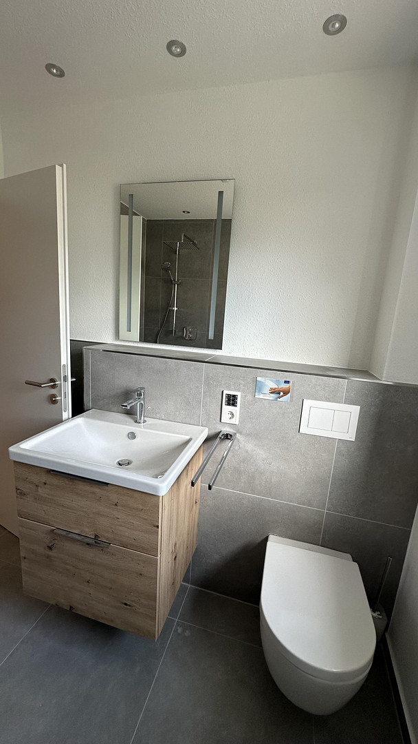 Moderne 4-Zimmer-Wohnung mit großer Dachterrasse, Einbauküche und Stellplatz – Österreicher Weg 27, 33102 Paderborn – Vorschaubild 16