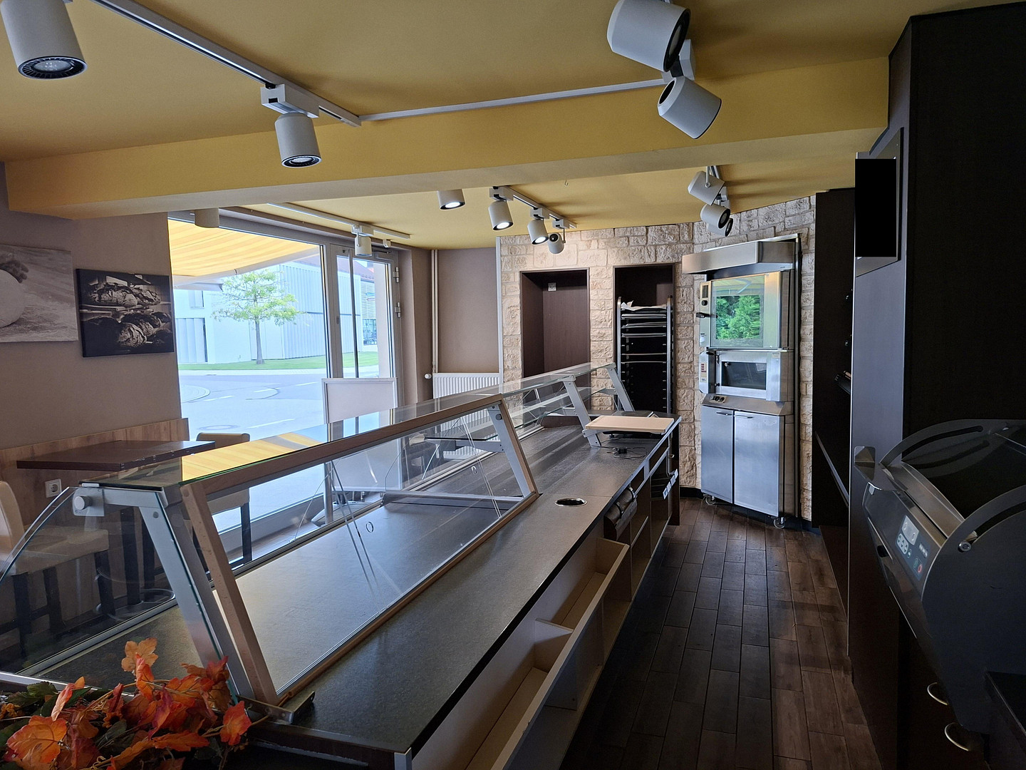 Wohn-/Geschäftshaus mit 2 Wohneinheiten, ehem. Bäckereifachgeschäft und Gewerbe-/Nutzflächen – Tassilostraße 7, 85126 Münchsmünster – Vorschaubild 41