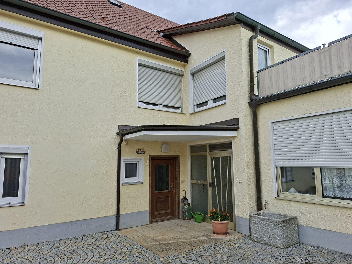 Wohn-/Geschäftshaus mit 2 Wohneinheiten, ehem. Bäckereifachgeschäft und Gewerbe-/Nutzflächen – Tassilostraße 7, 85126 Münchsmünster – Vorschaubild 5