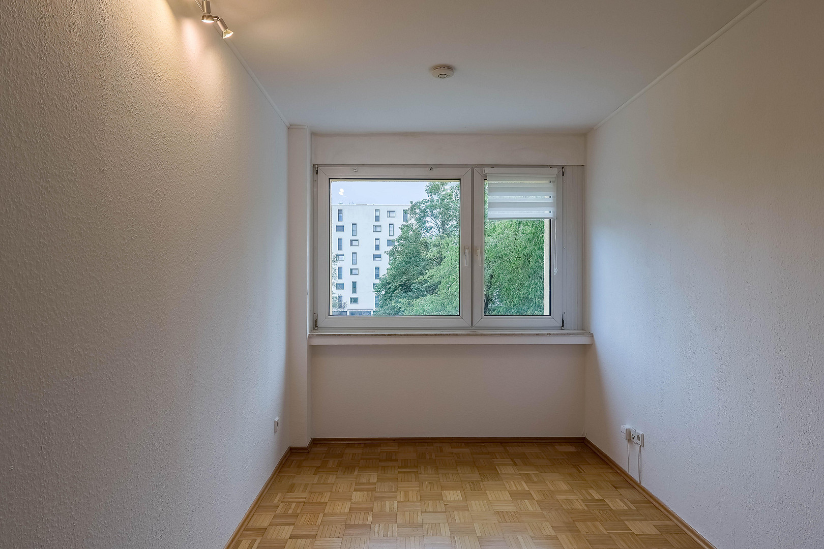 Provisionsfrei & Bezugsfrei! 3-Zimmer-Wohnung mit Loggia nähe Ostpark! – 81735 München(Ramersdorf) – Vorschaubild 3