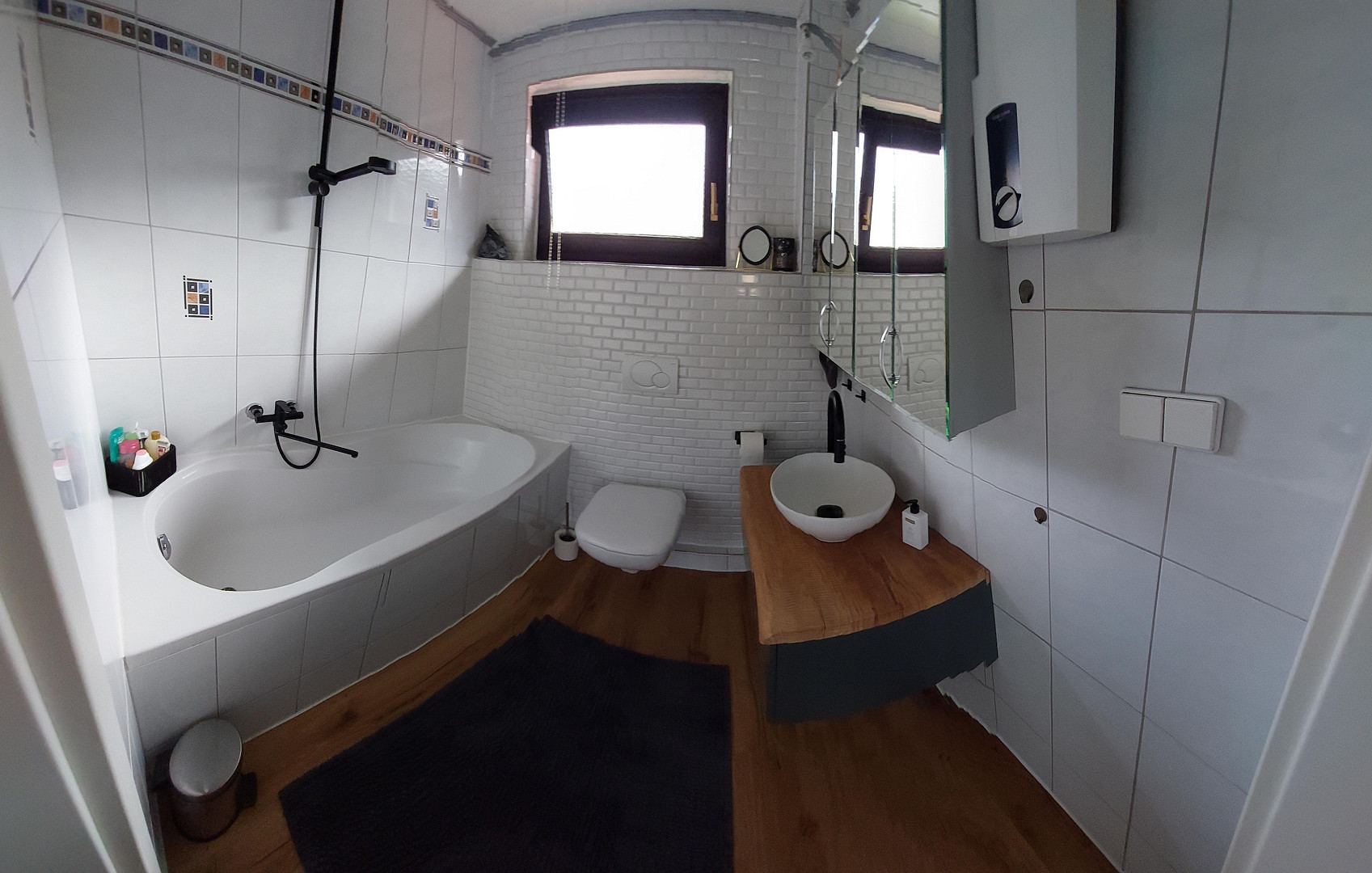 Wohnen wie im Haus: 4,5-Zimmer-Maisonette mit Garten, Sauna, Garage und Aussicht bis zum Funkturm – Egerlandstraße 17, 76228 Karlsruhe(Grünwettersbach) – Vorschaubild 9