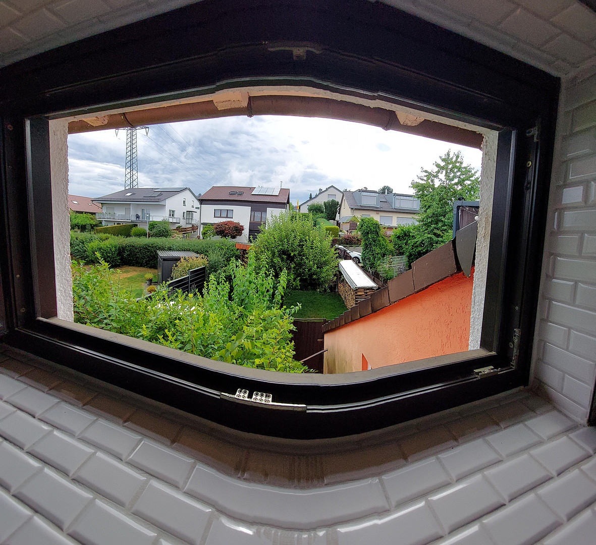 Wohnen wie im Haus: 4,5-Zimmer-Maisonette mit Garten, Sauna, Garage und Aussicht bis zum Funkturm – Egerlandstraße 17, 76228 Karlsruhe(Grünwettersbach) – Vorschaubild 10