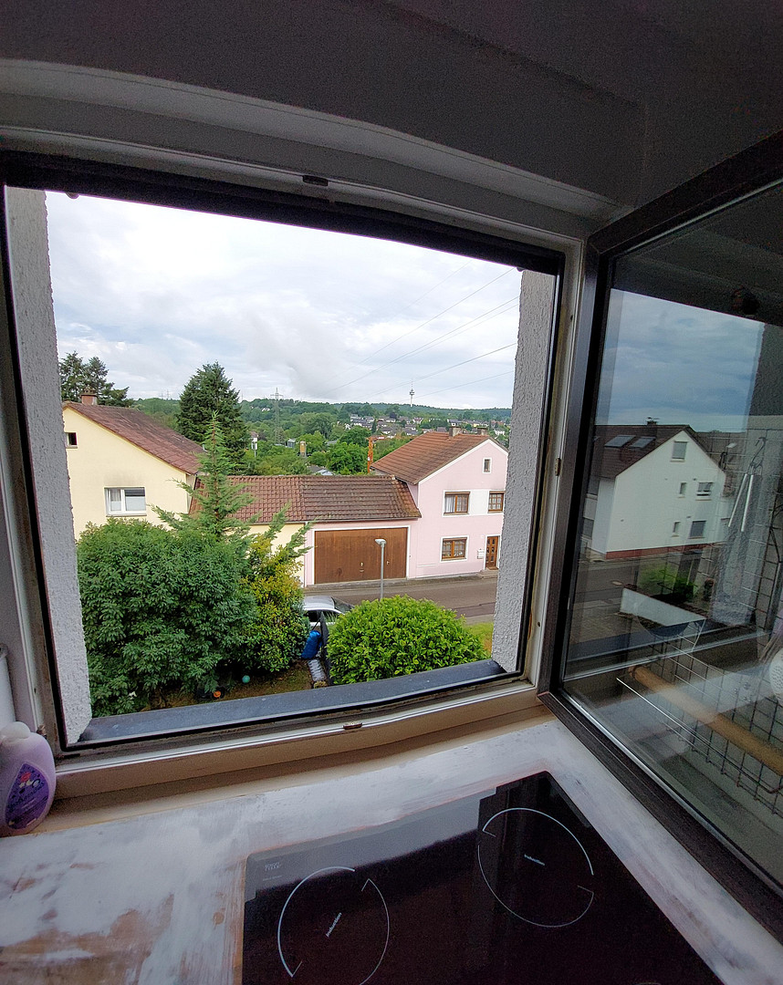 Wohnen wie im Haus: 4,5-Zimmer-Maisonette mit Garten, Sauna, Garage und Aussicht bis zum Funkturm – Egerlandstraße 17, 76228 Karlsruhe(Grünwettersbach) – Vorschaubild 6