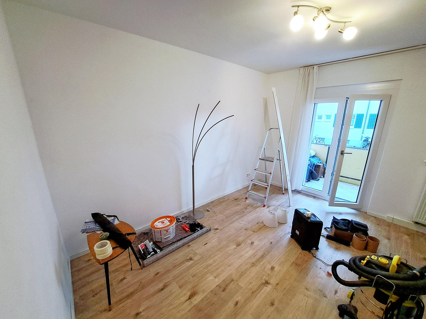 Eigennutzung oder attraktive Kapitalanlage: Sonnige 2-Zimmer Wohnung – Stuttgart(Dürrlewang) – Vorschaubild 2