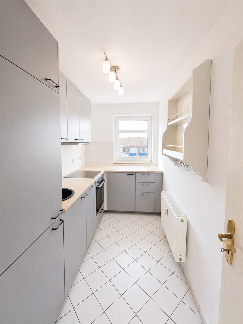 Moderne 3-Zimmer-Wohnung mit neuer Einbauküche, Loggia & Tiefgaragenstellplatz in Schlosschemnitz – Arthur-Bretschneider-Strasse 13, 9113 Chemnitz(Schloßchemnitz) – Vorschaubild 2