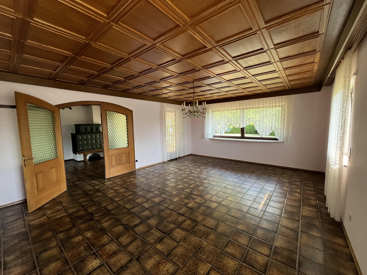Großzügiger Bungalow mit Traumgrundstück, Dreifachgarage in Markt Eichendorf – provisionsfrei – Eichendorf – Vorschaubild 12