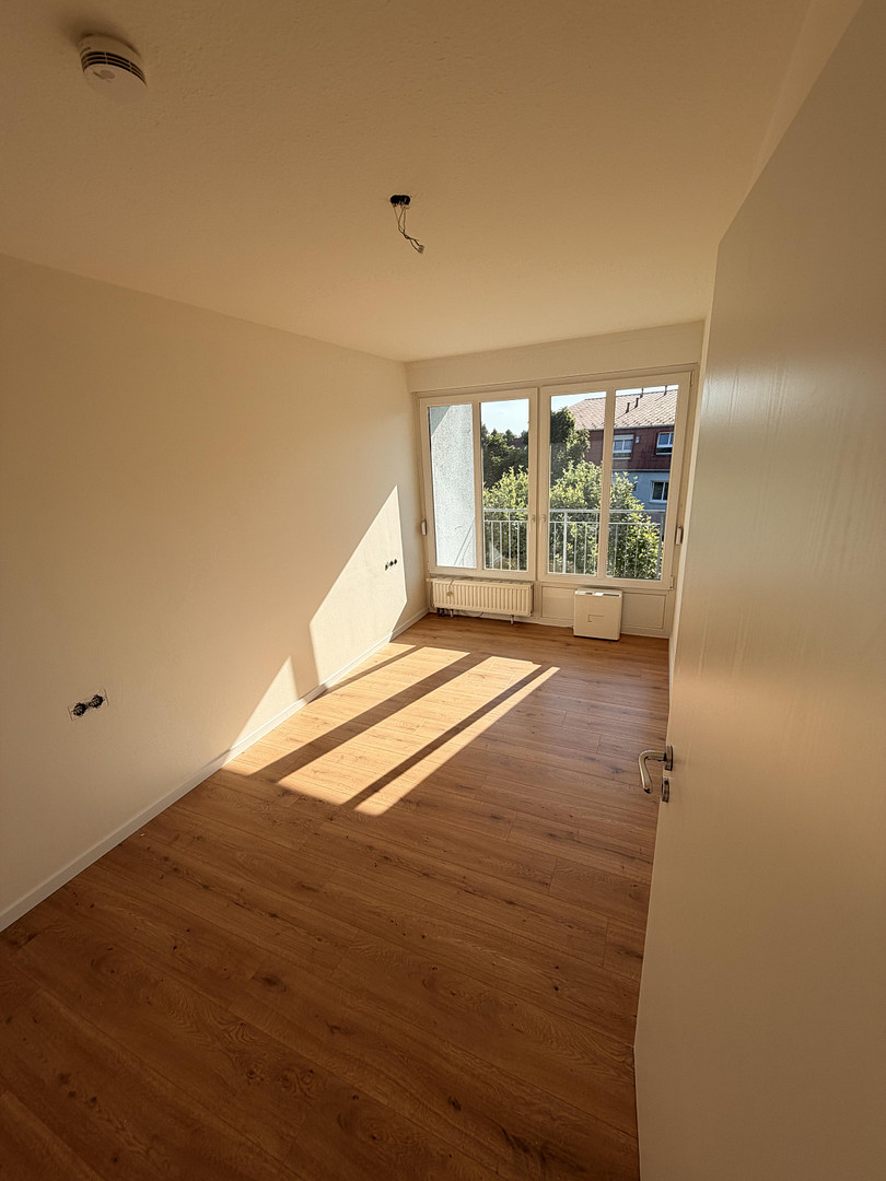 renovierte 2 Raum Wohnung mit Klima, EBK und TG Stellplatz – Rackwitz(Neu-Schladitz) – Vorschaubild 7