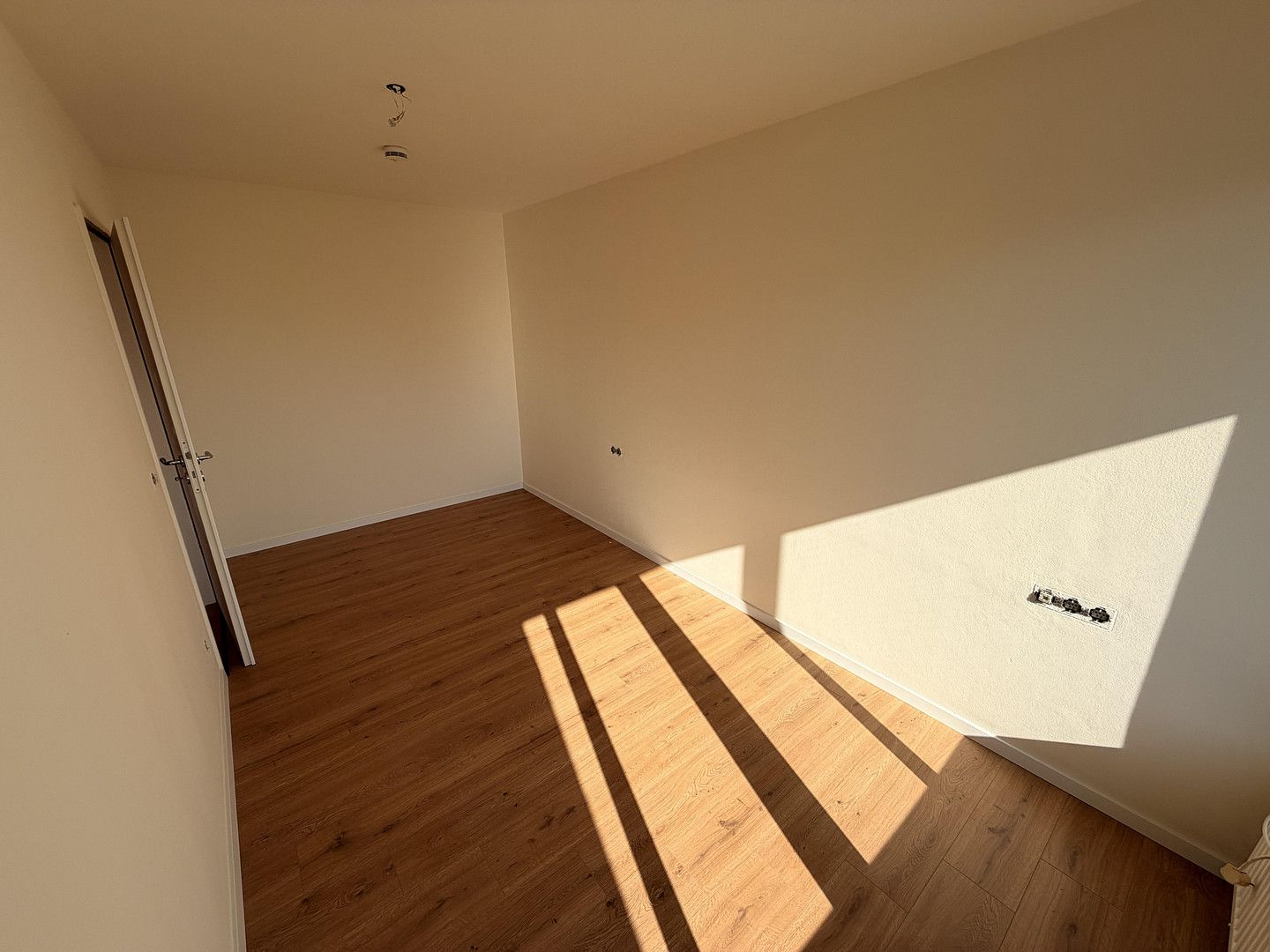 renovierte 2 Raum Wohnung mit Klima, EBK und TG Stellplatz – Rackwitz(Neu-Schladitz) – Vorschaubild 9