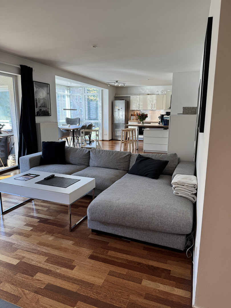 Provisionsfreie Beletage. Traumhafte 112m² (3,5-Zimmer) Wohnung in Uhlenhorst. Baujahr 2004. – Winterhuder Weg 43, 22085 Hamburg(Uhlenhorst) – Vorschaubild 3