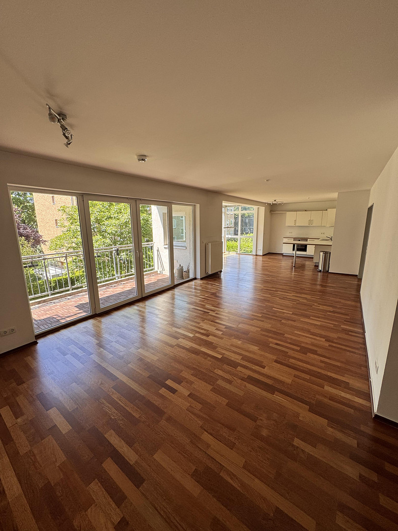 Provisionsfreie Beletage. Traumhafte 112m² (3,5-Zimmer) Wohnung in Uhlenhorst. Baujahr 2004. – Winterhuder Weg 43, 22085 Hamburg(Uhlenhorst) – Vorschaubild 13
