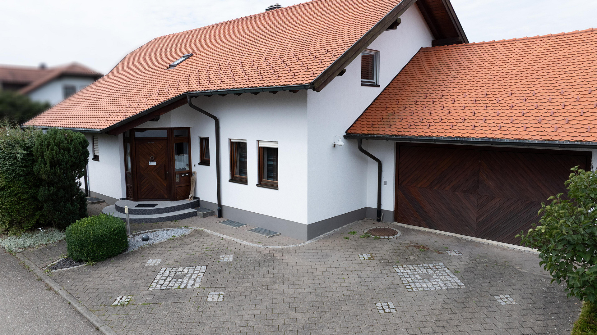 Ein/ Zweifamilienhaus mit Einliegerwohnung in traumhafter Lage – Laichingen(Suppingen) – Vorschaubild 4