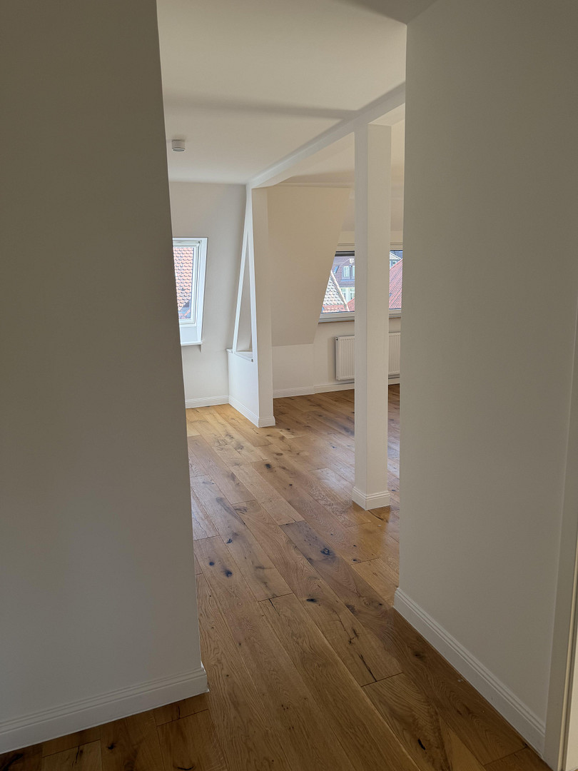 Klassisch & Schön. Luxuriös sanierte 2-Zimmer-Wohnung im beliebten Stuttgarter Westen. – Foto 3