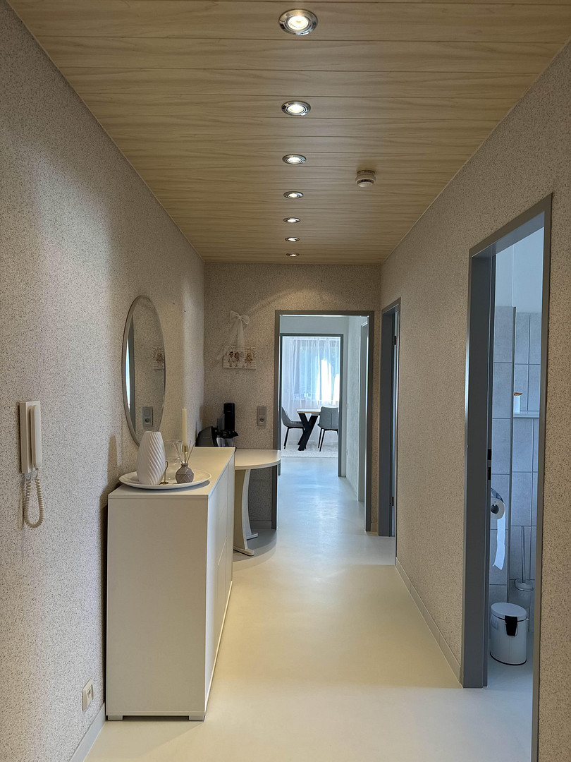 Sanierte Designer-2-Zimmer-Wohnung mit Stellplatz in Reutlingen-Sondelfingen, provisionsfrei – Hopfengartenstraße 94, 72766 Reutlingen(Sondelfingen) – Vorschaubild 17