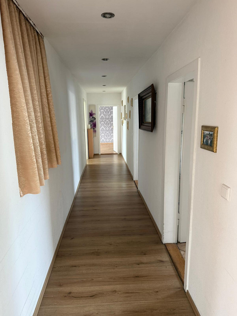 Einfamilienhaus mit 1209qm Grundstück & über 250qm Nutzfläche – Dresden(Prohlis) – Vorschaubild 4