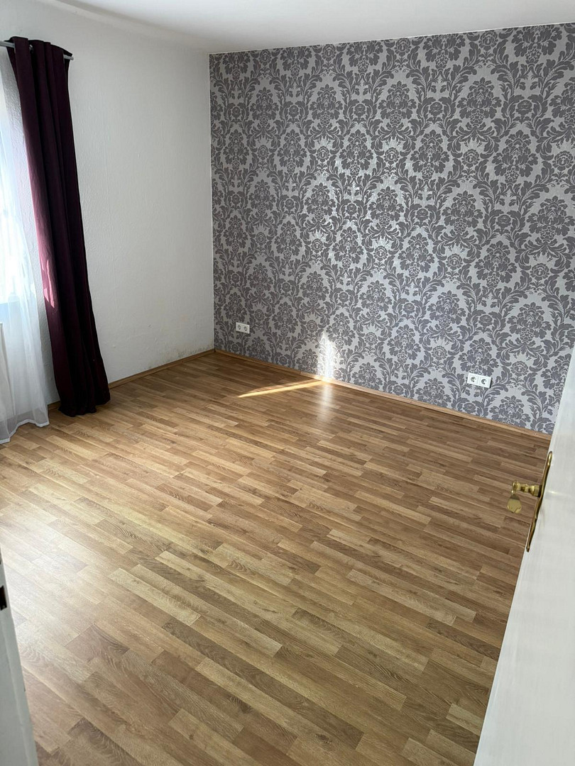 Einfamilienhaus mit 1209qm Grundstück & über 250qm Nutzfläche – Dresden(Prohlis) – Vorschaubild 7