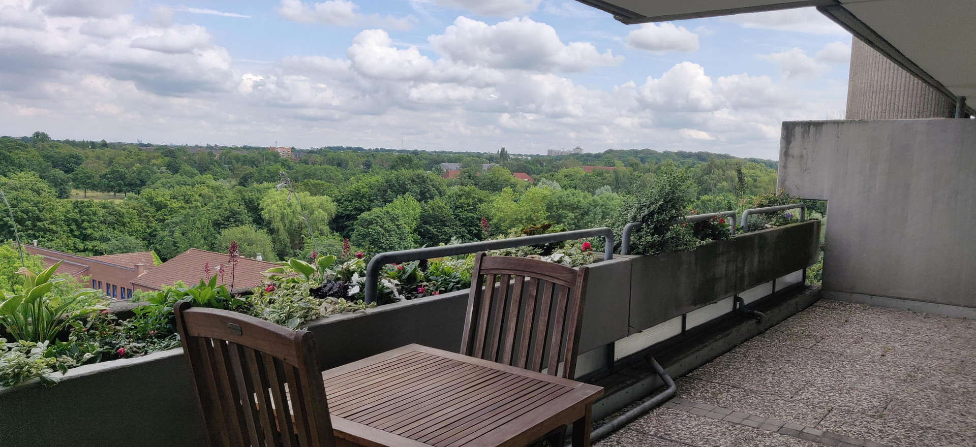 Wunderschöne 4-Zimmer Wohnung über 3 Ebenen im Terrassenhaus Hannover – 30455 Hannover(Davenstedt) – Vorschaubild 3