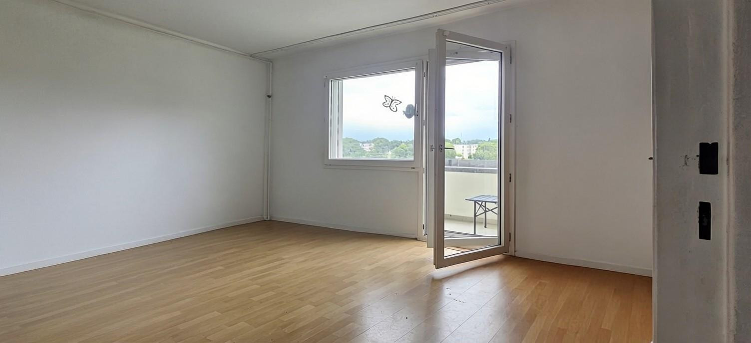Von Privat! Sehr gut vermietete helle Wohnung, 2ZKB, gr. Balkon mit herrlichem Weitblick – Belfaster Strasse, 13349 Wedding – Vorschaubild 7