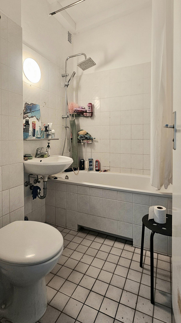 Von Privat! Sehr gut vermietete helle Wohnung, 2ZKB, gr. Balkon mit herrlichem Weitblick – Belfaster Strasse, 13349 Wedding – Vorschaubild 16