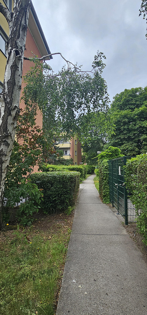 Von Privat! Sehr gut vermietete helle Wohnung, 2ZKB, gr. Balkon mit herrlichem Weitblick – Belfaster Strasse, 13349 Wedding – Vorschaubild 26