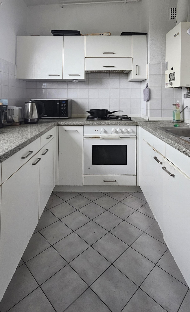 Von Privat! Sehr gut vermietete helle Wohnung, 2ZKB, gr. Balkon mit herrlichem Weitblick – Belfaster Strasse, 13349 Wedding – Vorschaubild 17