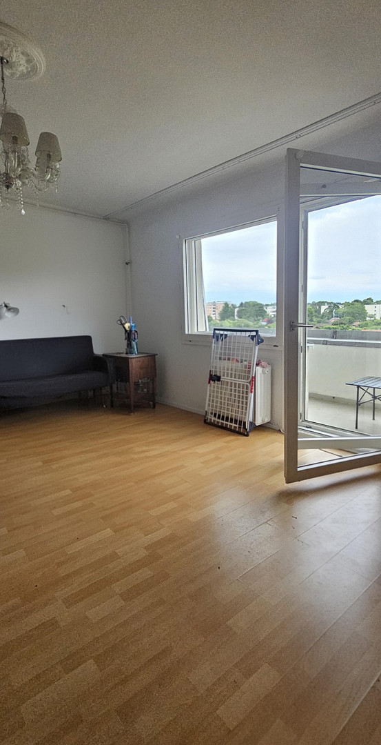 Von Privat! Sehr gut vermietete helle Wohnung, 2ZKB, gr. Balkon mit herrlichem Weitblick – Belfaster Strasse, 13349 Wedding – Vorschaubild 9