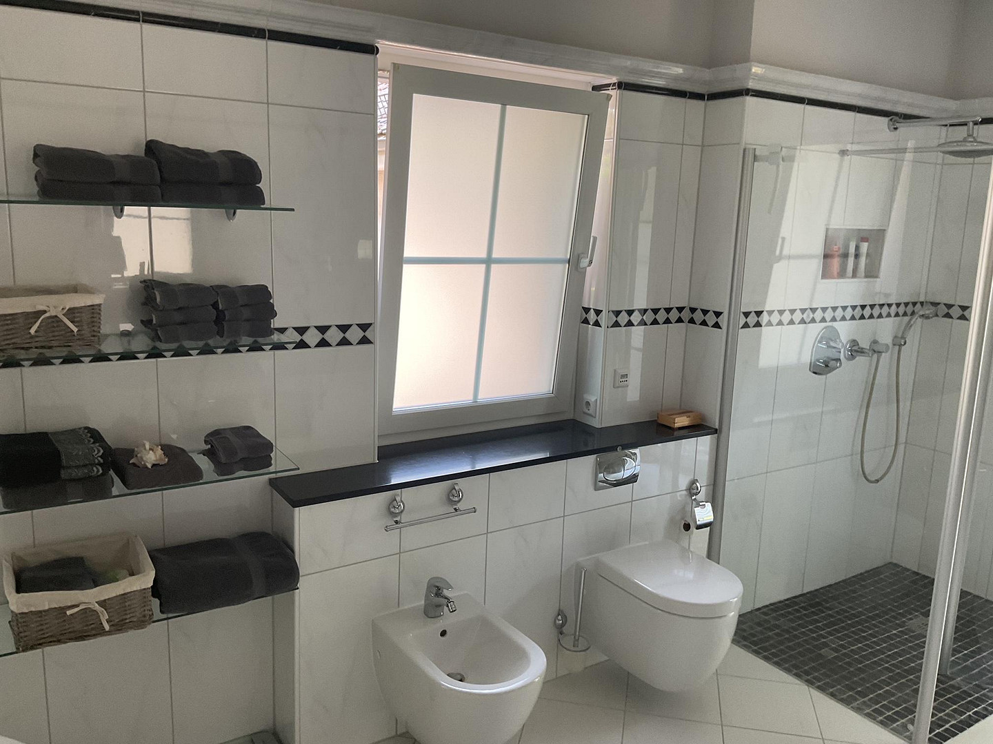 Repräsentative Premium-Villa auf 2.300 qm Parkgrundstück in bester Lage von Glienicke – Glienicke/Nordbahn – Vorschaubild 3