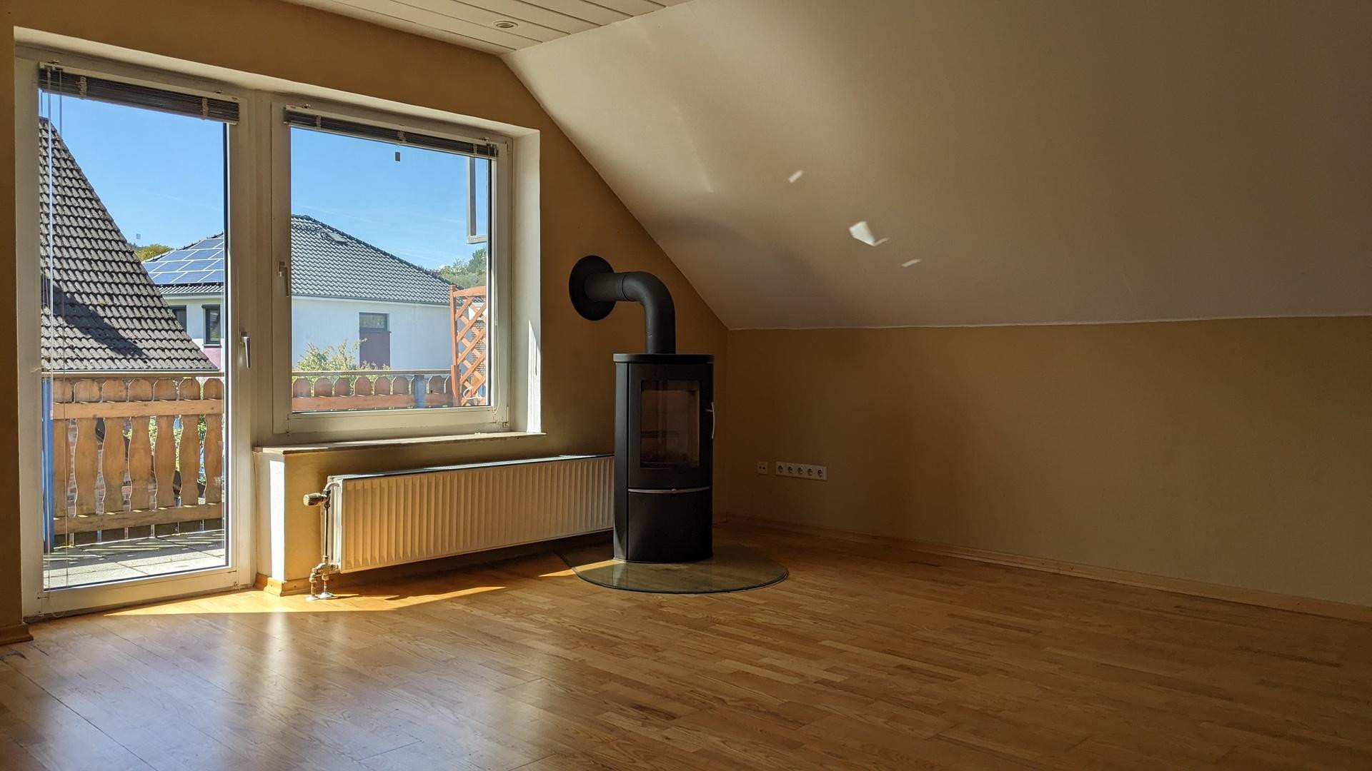 Freistehendes EFH mit Einliegerwohnung, Doppelgarage & großem Grundstück – Barsinghausen – Vorschaubild 12
