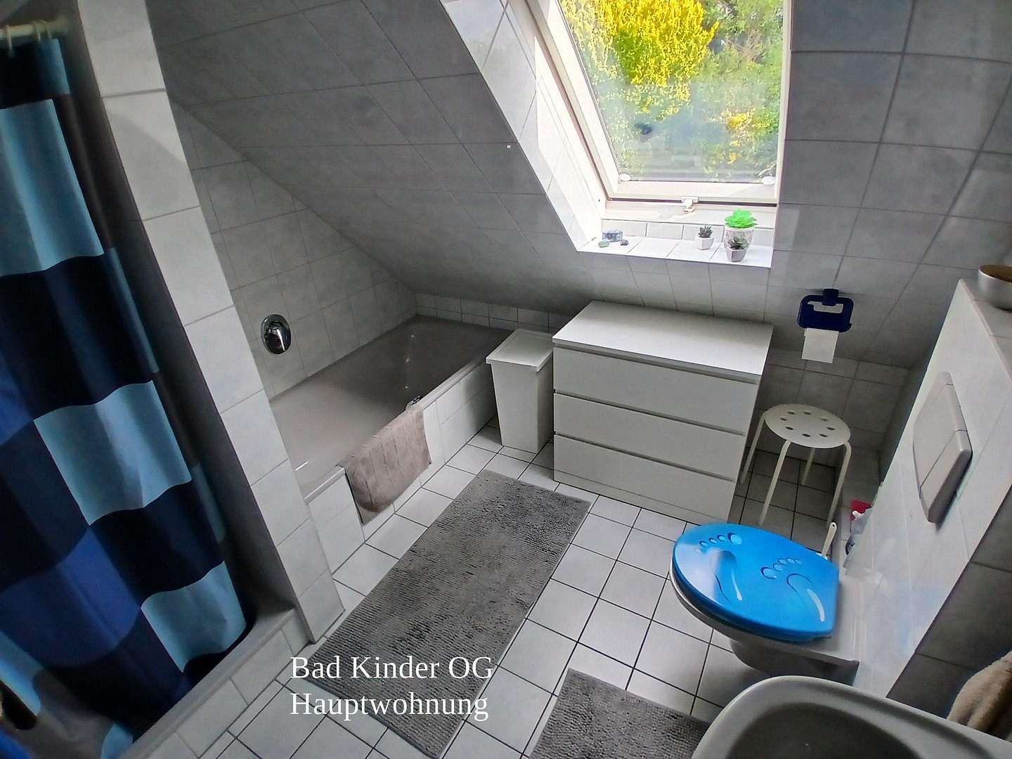 Freistehendes Einfamilienhaus mit Einliegerwohnung – Schenefeld – Vorschaubild 19