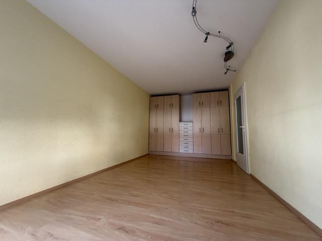 Modernes Familien-Reihenhaus in ruhiger Lage von Regensburg-Burgweinting – Käthe-Dorsch-Weg 12, 93055 Regensburg(Burgweinting) – Vorschaubild 16