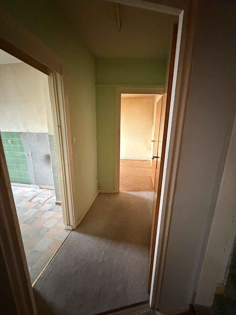5 Monate mietfrei - Wohung zum selbst renovieren – 63065 Offenbach am Main – Vorschaubild 3