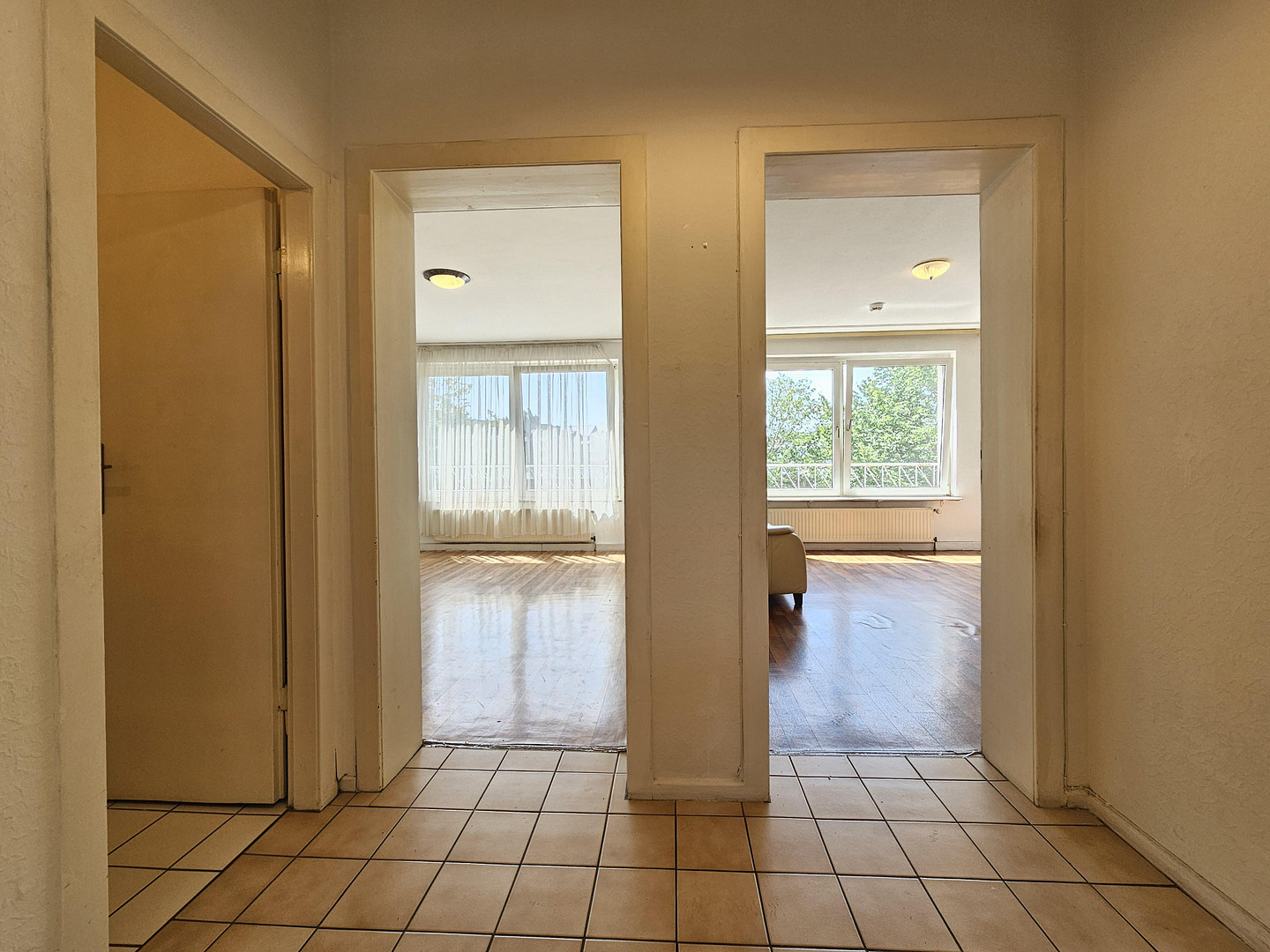 Leere Wohnung mit schönem Schnitt in Citylage – Sonnenstr. 36, 40227 Düsseldorf(Oberbilk) – Vorschaubild 12