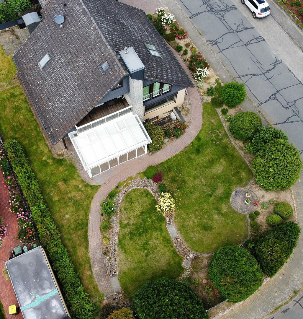 Exklusives Einfamilienhaus mit Panorama-Wintergarten, Sauna, Pelletheizung & Traumgarten in Melbeck – Sonnenring 4, 21406 Melbeck – Vorschaubild 2