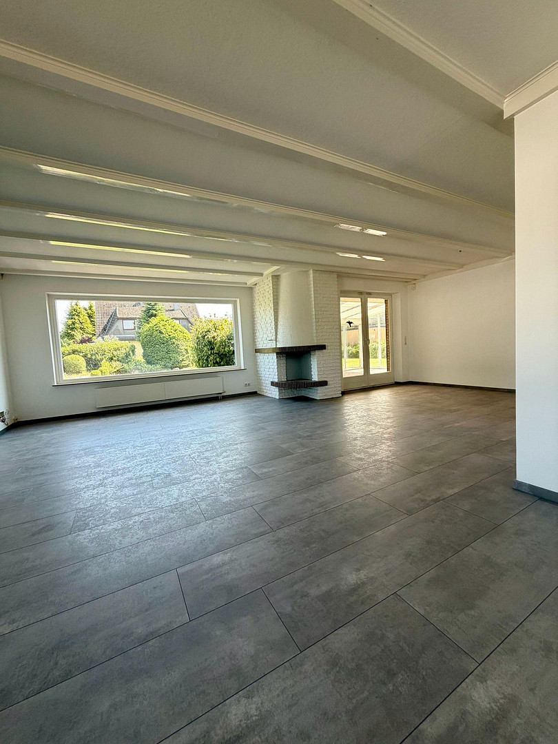 Exklusives Einfamilienhaus mit Panorama-Wintergarten, Sauna, Pelletheizung & Traumgarten in Melbeck – Sonnenring 4, 21406 Melbeck – Vorschaubild 9