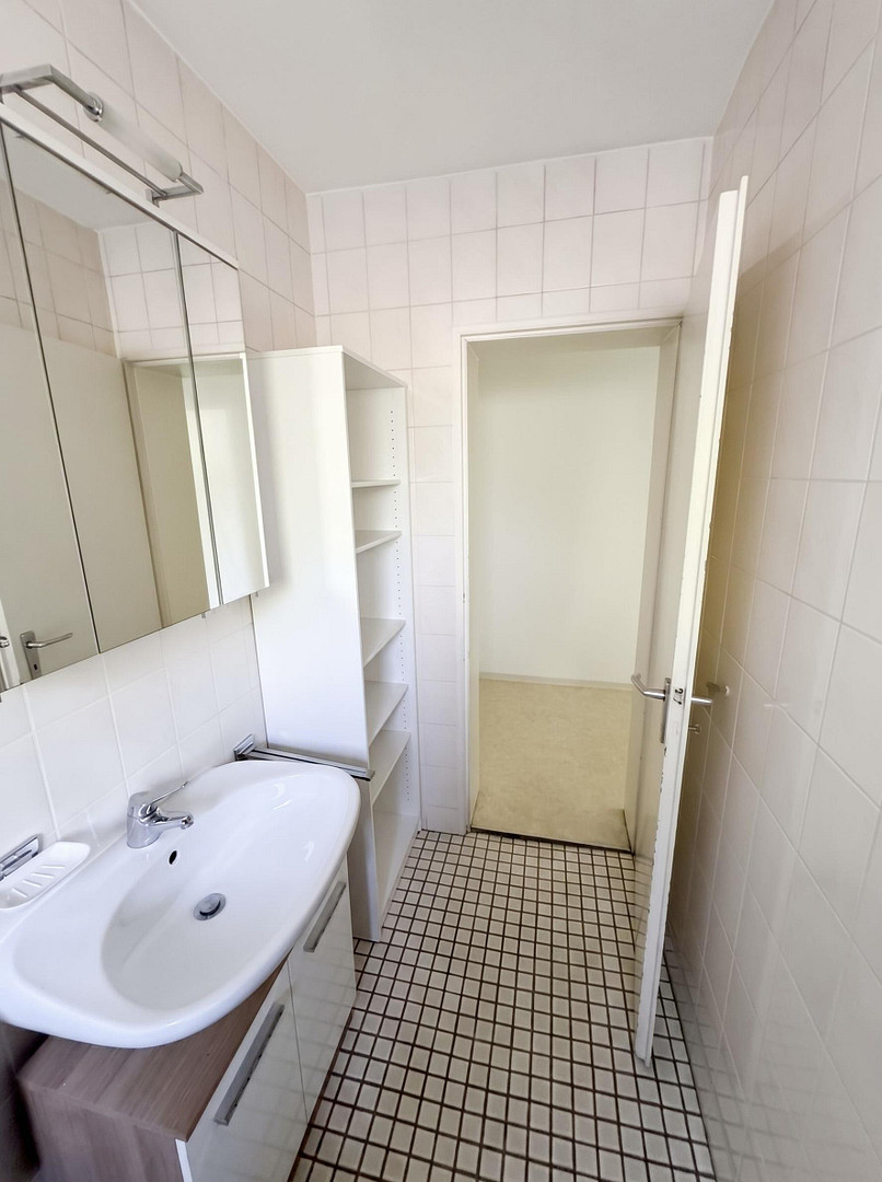 Charmante 1-Zimmer-Wohnung mit großem Balkon & Einbauküche – ruhig & grün im Westenviertel – Regensburg(Westenviertel) – Vorschaubild 8