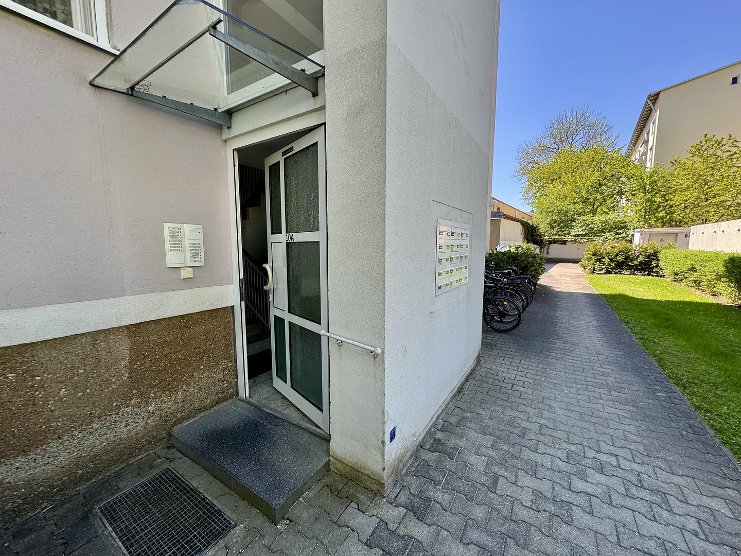 Charmante 1-Zimmer-Wohnung mit großem Balkon & Einbauküche – ruhig & grün im Westenviertel – Regensburg(Westenviertel) – Vorschaubild 16