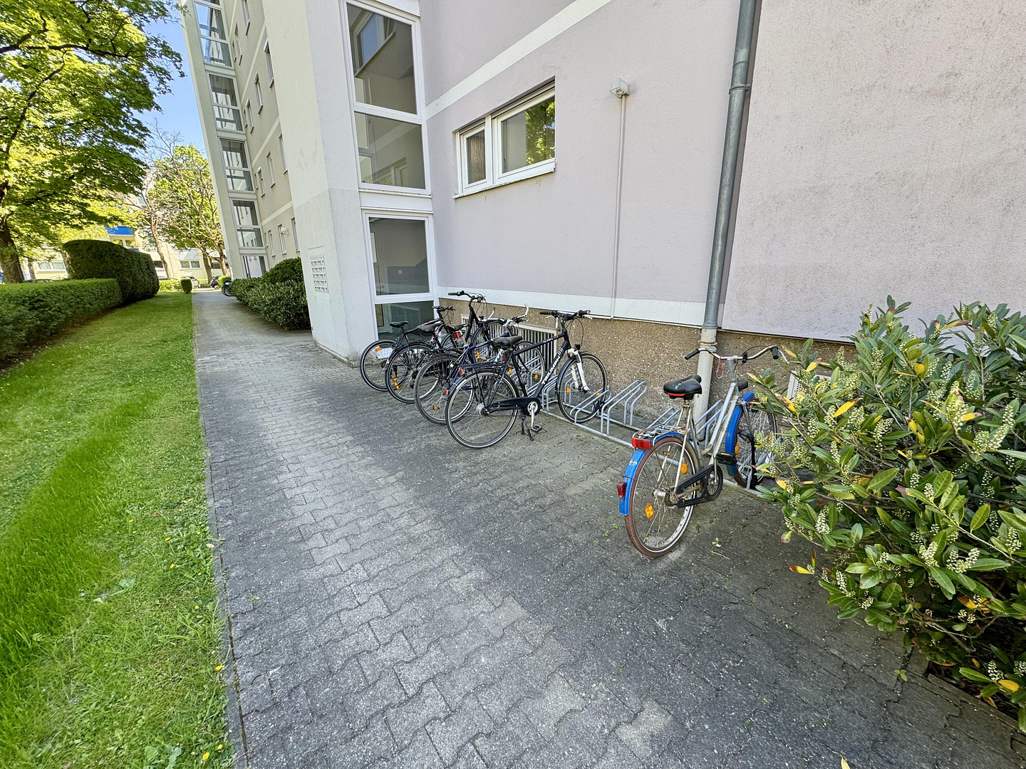 Charmante 1-Zimmer-Wohnung mit großem Balkon & Einbauküche – ruhig & grün im Westenviertel – Regensburg(Westenviertel) – Vorschaubild 18