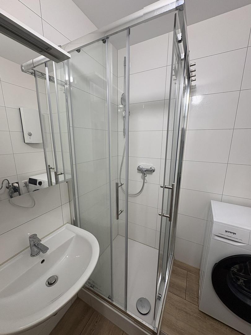 Modernisierte 1-Zimmer-Wohnung in Erlangen-Bruck – voll möbliert, Einbauküche, Waschmaschine – 91058 Erlangen – Vorschaubild 11