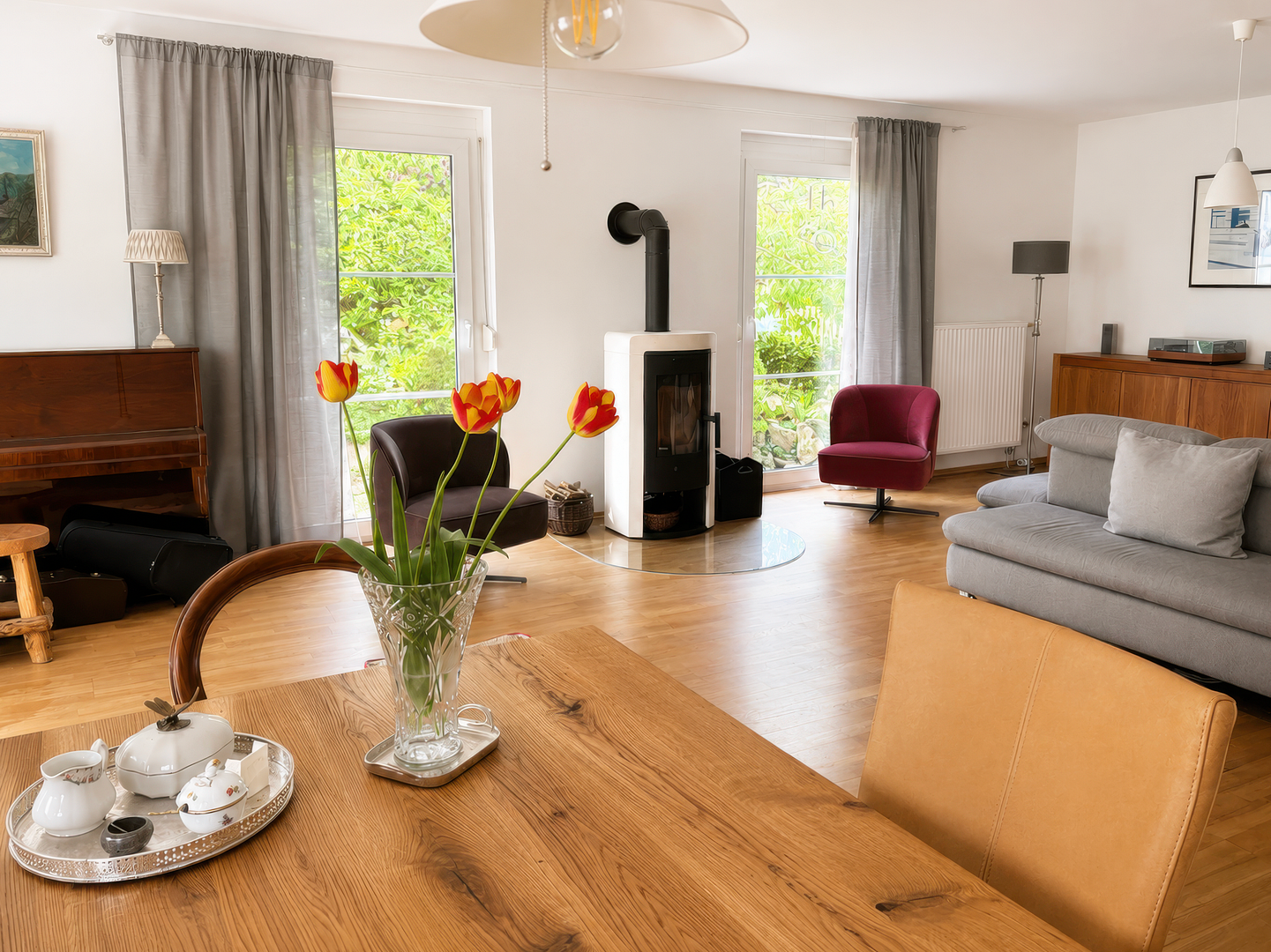 Gepflegtes Einfamilienhaus mit Garten, großer Terrasse, Tageslichtkeller und Ausbaureserve – Neuburg an der Donau(Maxweiler) – Vorschaubild 3