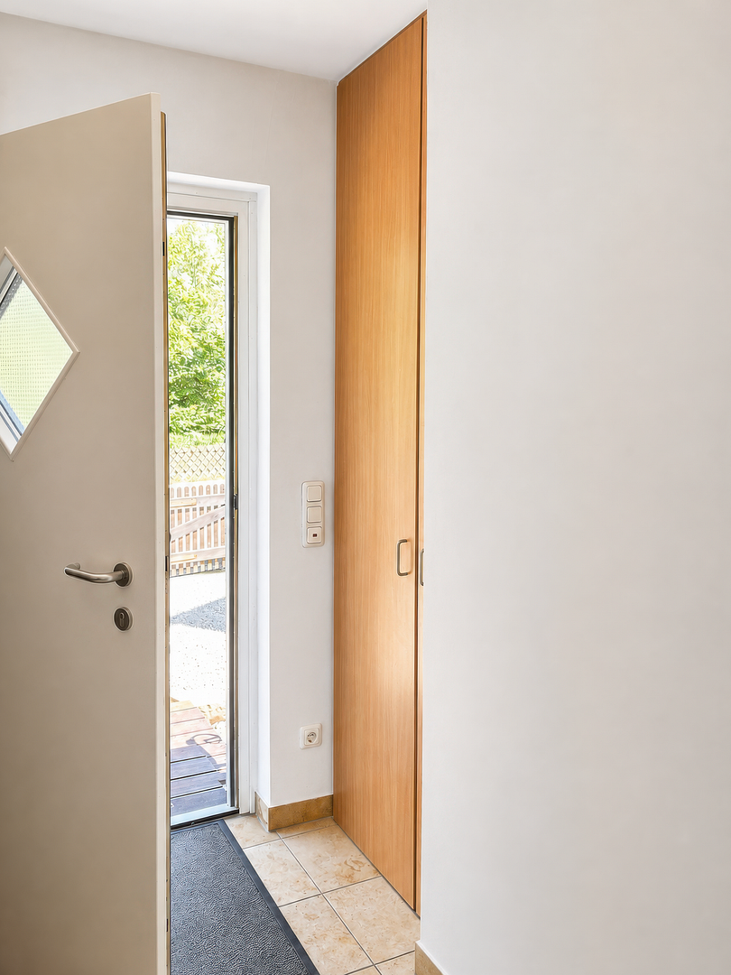Gepflegtes Einfamilienhaus mit Garten, großer Terrasse, Tageslichtkeller und Ausbaureserve – Neuburg an der Donau(Maxweiler) – Vorschaubild 16