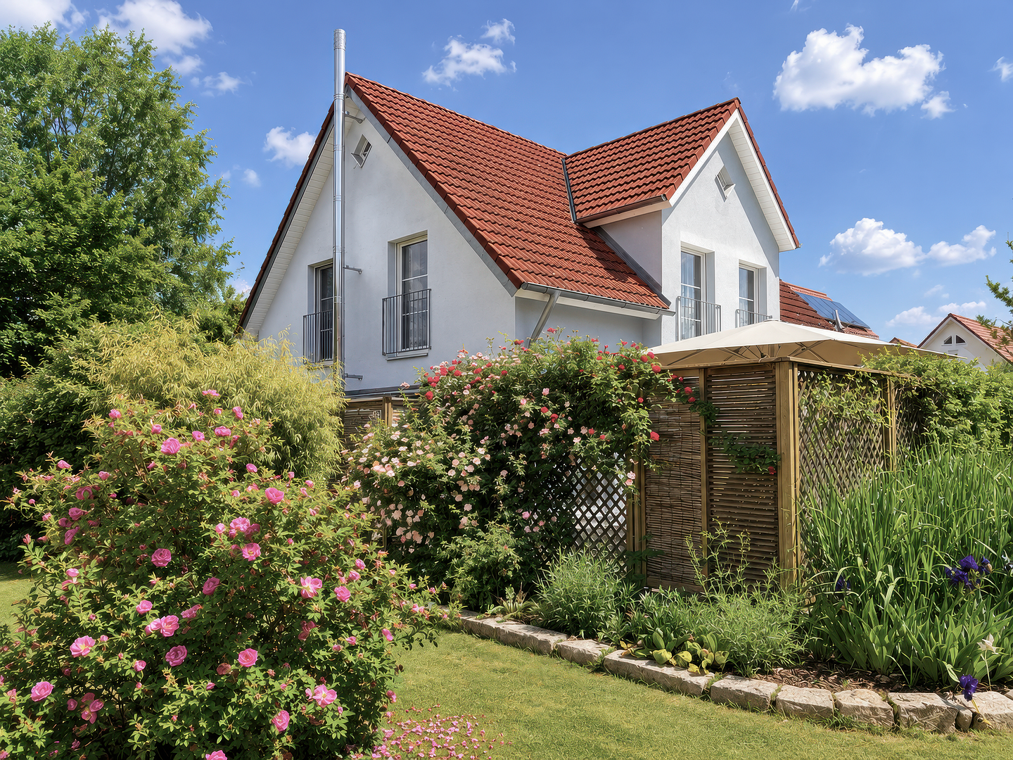 Gepflegtes Einfamilienhaus mit Garten, großer Terrasse, Tageslichtkeller und Ausbaureserve
