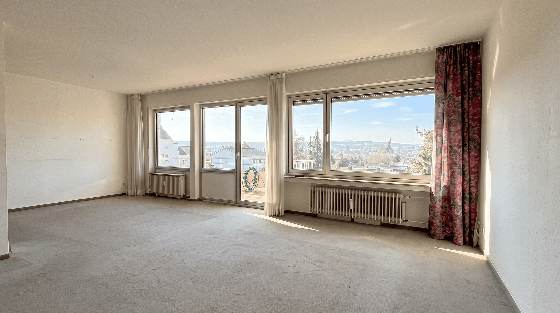 Wohn– & Esszimmer