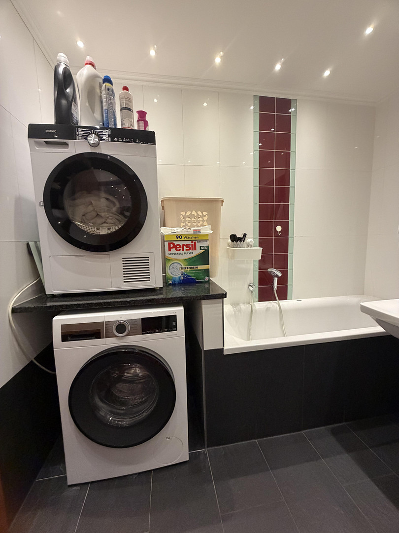 3-Zimmer Wohnung in vorteilhafter Lage in Wiesbaden mit EBK und TG Stellplatz – Erich-Ollenhauer-Str. 34e, 65187 Wiesbaden – Vorschaubild 9