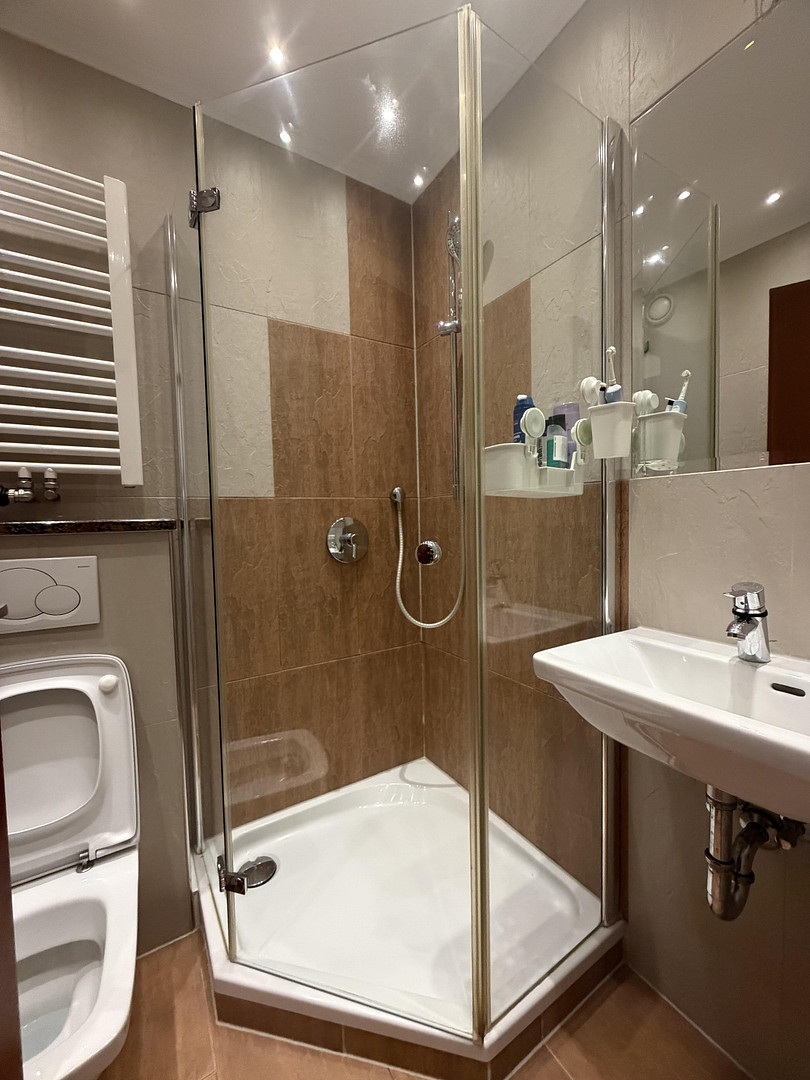 3-Zimmer Wohnung in vorteilhafter Lage in Wiesbaden mit EBK und TG Stellplatz – Erich-Ollenhauer-Str. 34e, 65187 Wiesbaden – Vorschaubild 7