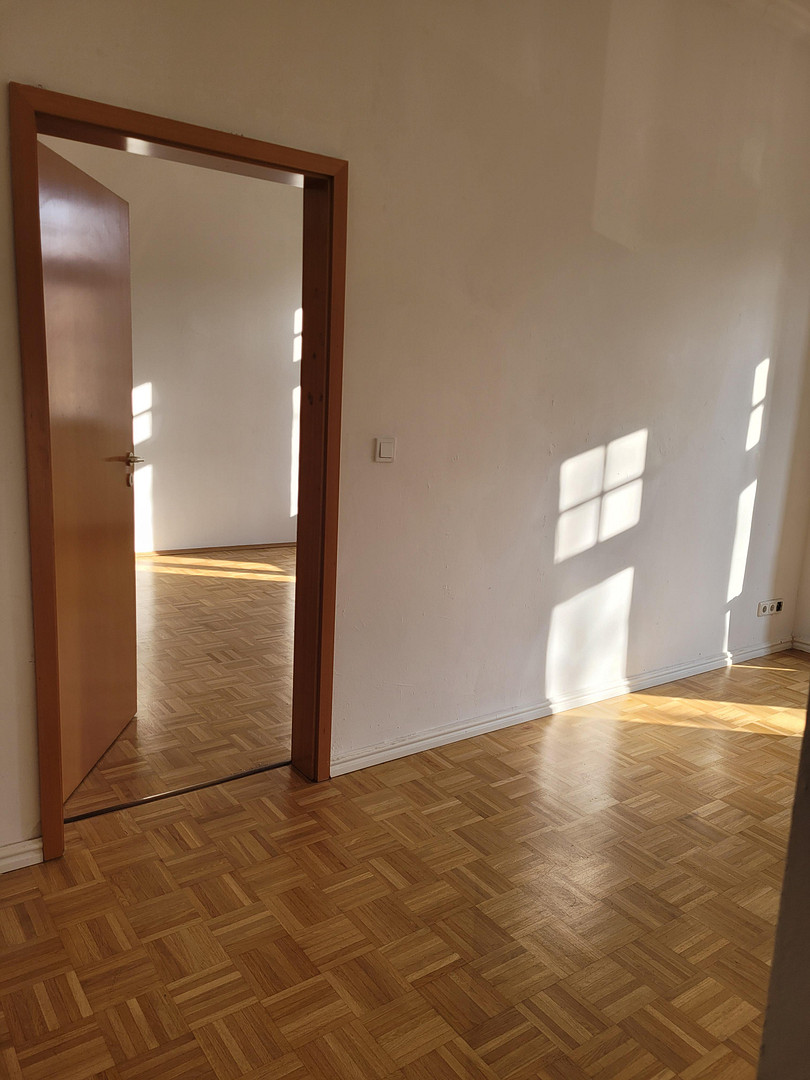 Über 5% Rendite! Tolle vermietete 2-Raumwohnung in Bestlage! – Gerhart- Hauptmann- Str. 20, 39108 Magdeburg(Stadtfeld) – Vorschaubild 4